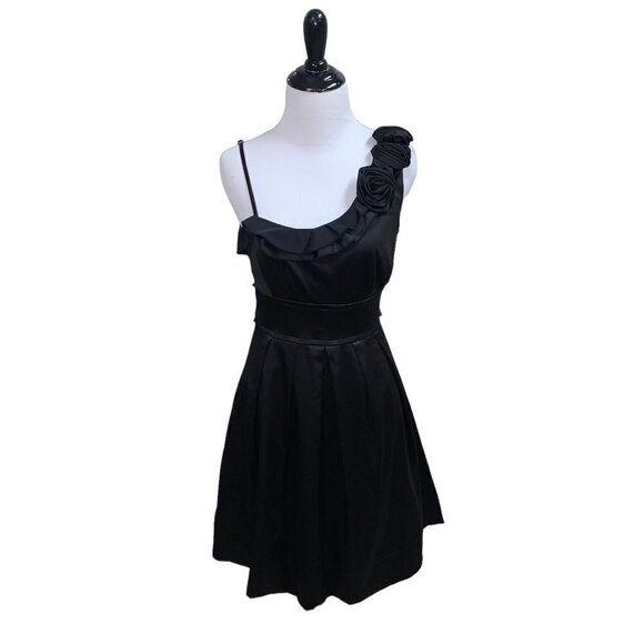 Speechless Women's One Shoulder Dress Size Jr 7 NWT Satin Black Floral Applique - Picture 1 of 9